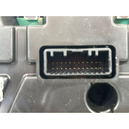 Compteur RENAULT CAPTUR 1 Photo n°1