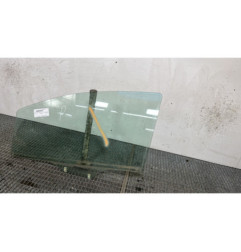 Vitre avant droit PEUGEOT 307