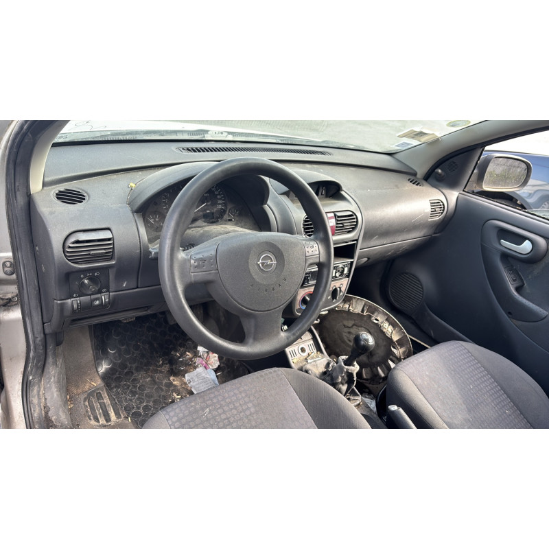 Capot OPEL CORSA C Photo n°19