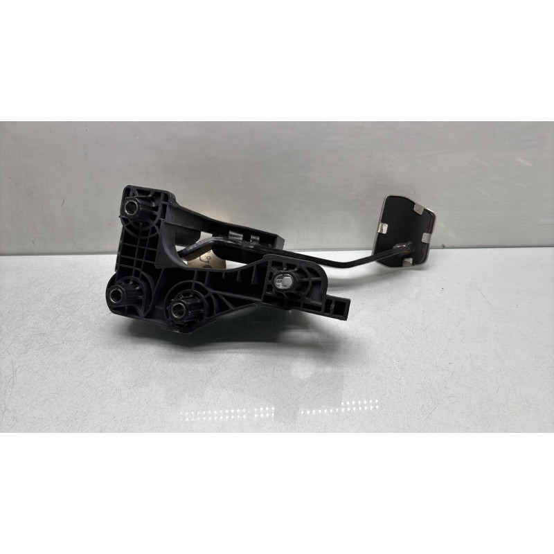 Pedale de frein RENAULT CLIO 5 Photo n°3