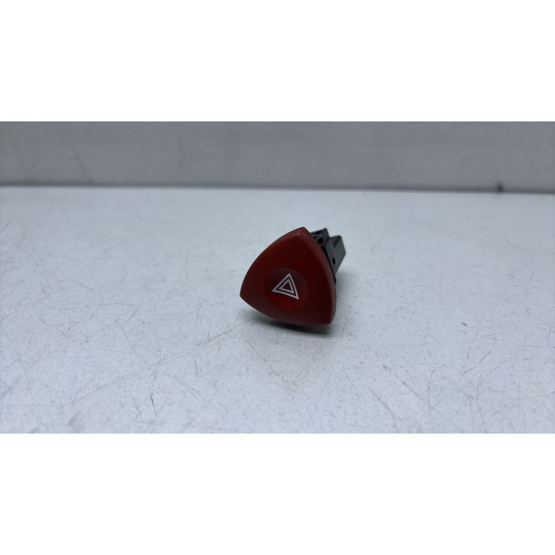 Bouton de warning RENAULT ESPACE 4 Photo n°1