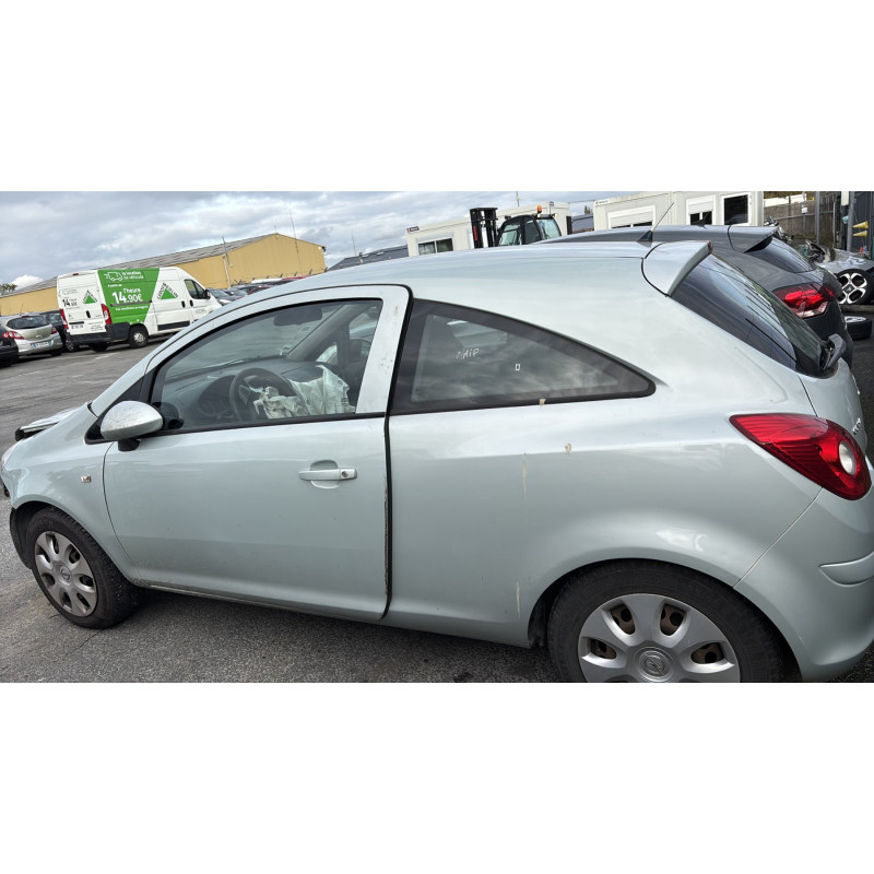 Porte avant droit OPEL CORSA D Photo n°13