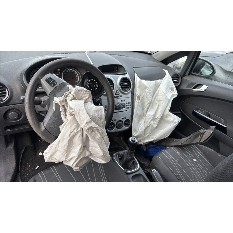 Porte avant droit OPEL CORSA D Photo n°20