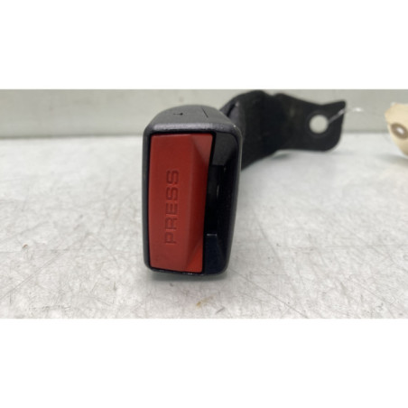 Attache ceinture arriere gauche BMW X1 E84