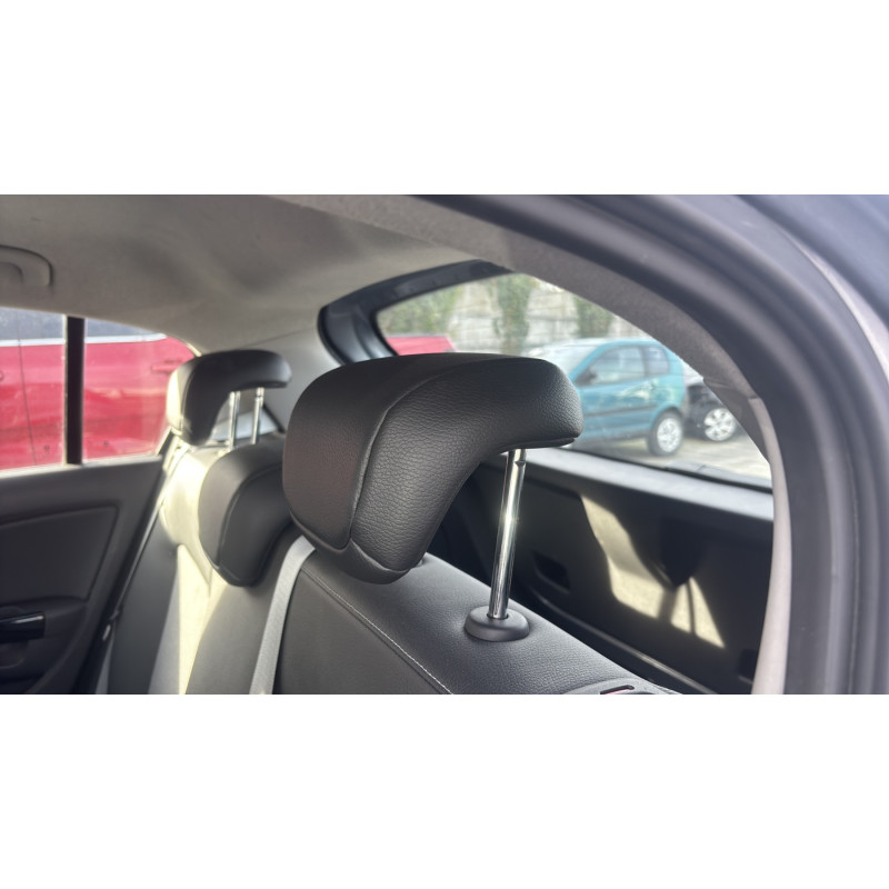 Porte avant droit OPEL CORSA D Photo n°18