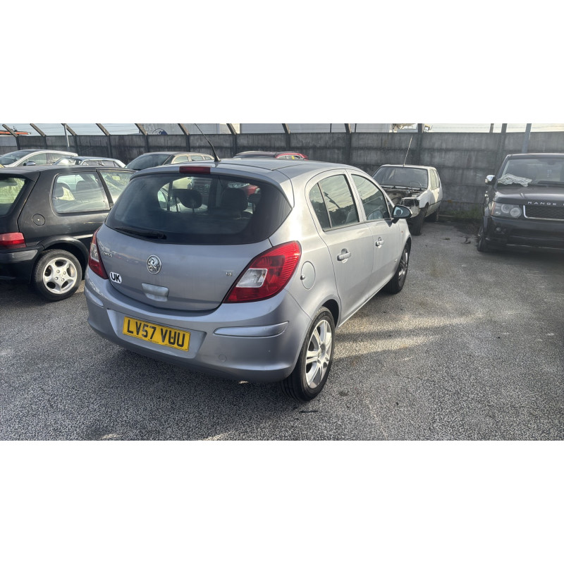 Pare boue avant droit OPEL CORSA D Photo n°7
