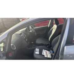 Pare boue avant droit OPEL CORSA D