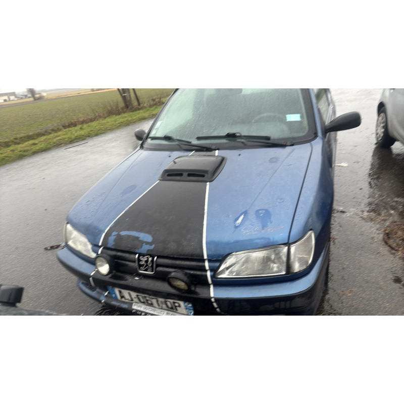Vitre avant gauche PEUGEOT 306 Photo n°6