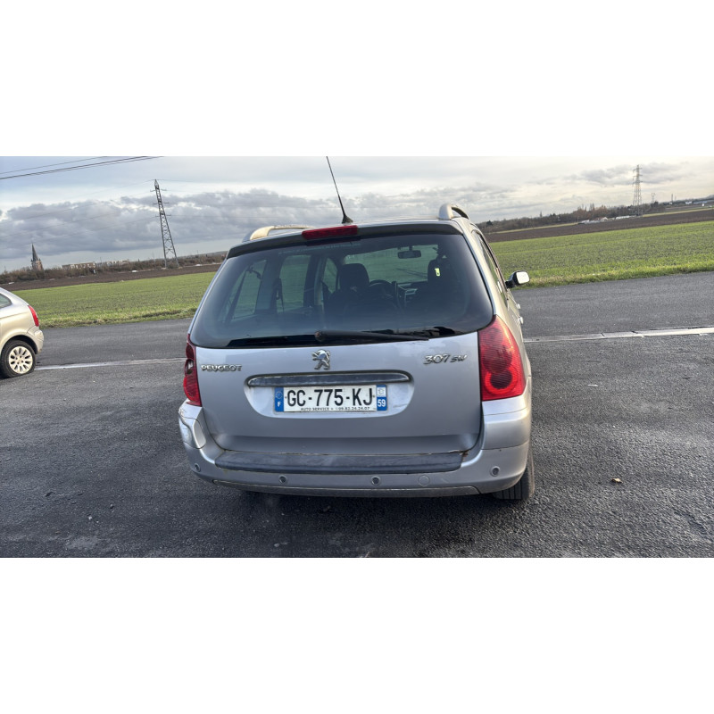 Pare choc avant PEUGEOT 307 Photo n°13