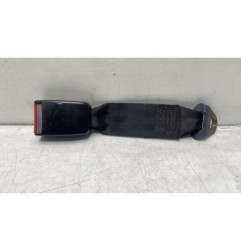 Attache ceinture arriere droit PEUGEOT 106 Photo n°1