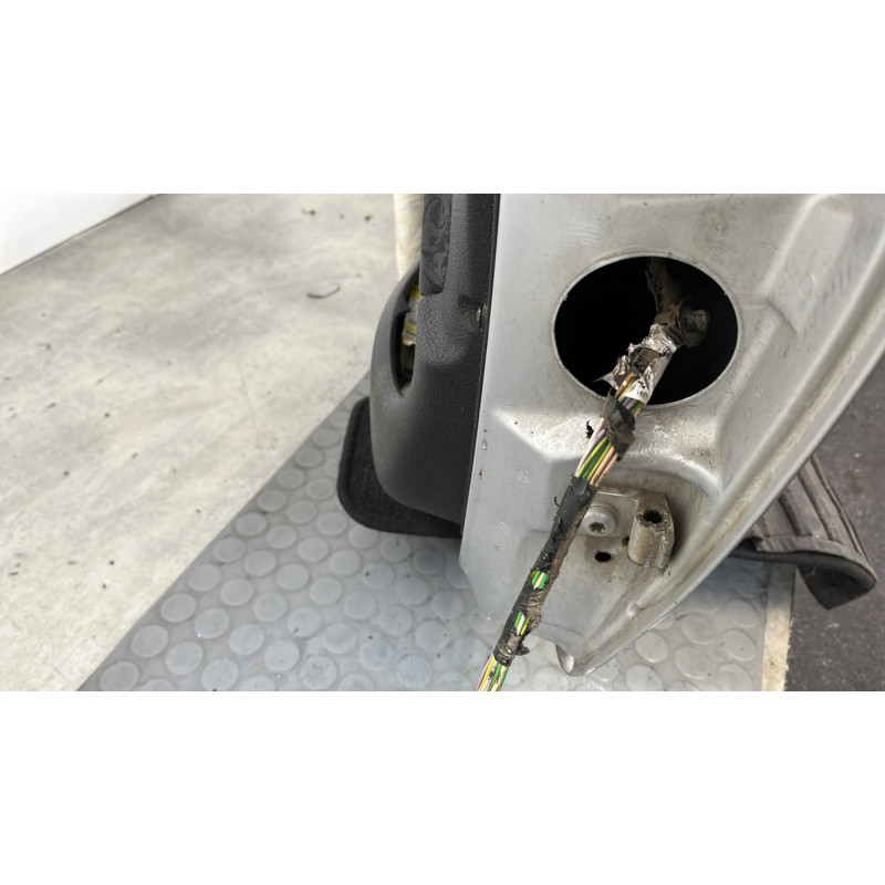 Porte avant gauche PEUGEOT 206 Photo n°7