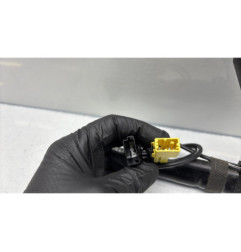 Pretensionneur de ceinture avant droit OPEL MERIVA B