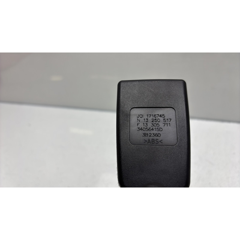 Pretensionneur de ceinture avant droit OPEL MERIVA B Photo n°6