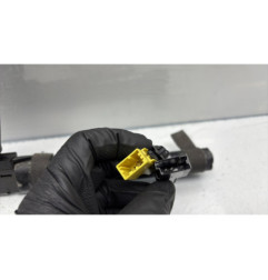 Pretensionneur de ceinture avant gauche OPEL MERIVA B