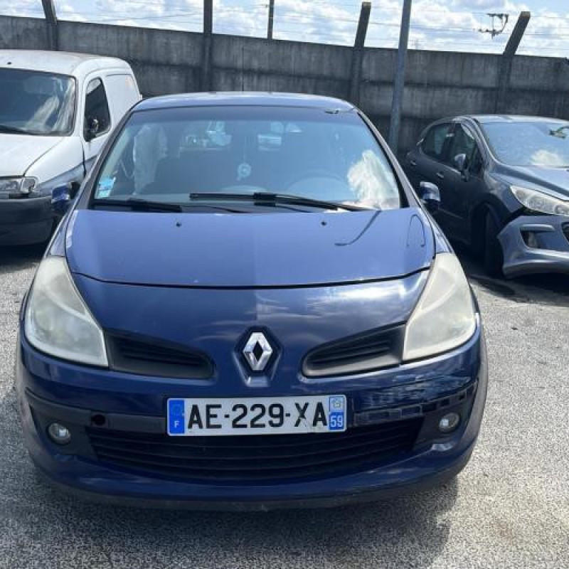Boitier UCH RENAULT CLIO 3 Photo n°4