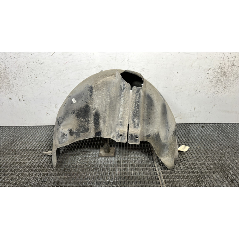 Pare boue arriere droit VOLKSWAGEN POLO 4 Photo n°2