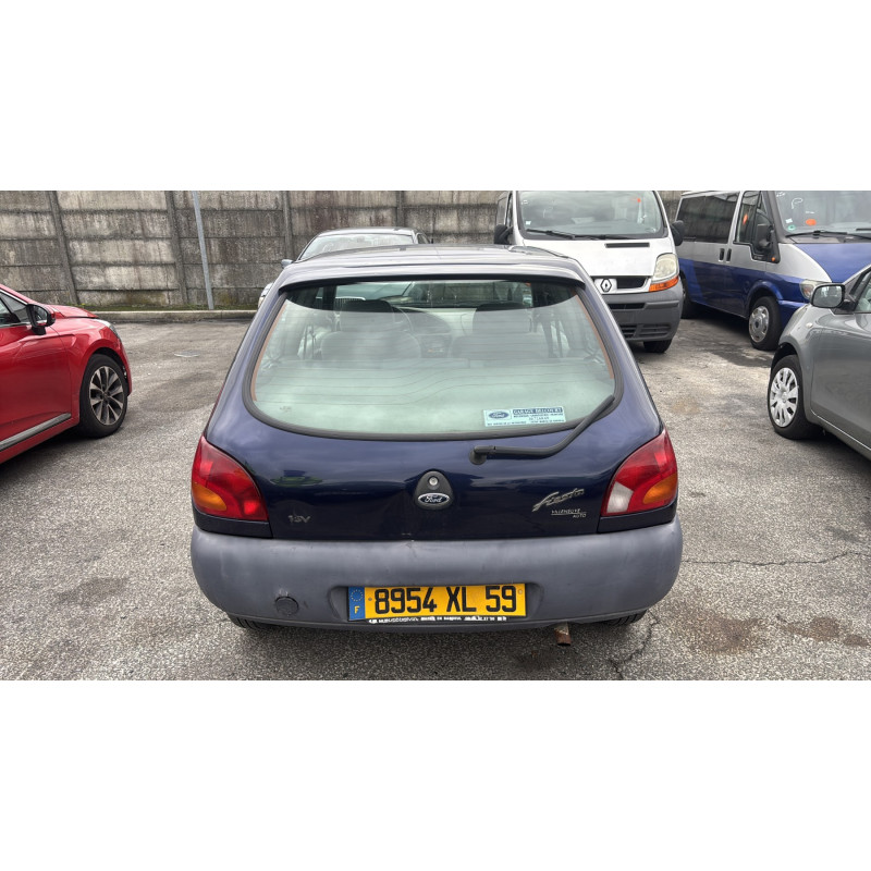 Calandre FORD FIESTA 4 Photo n°20