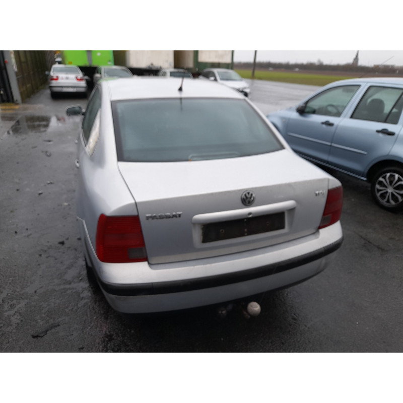 Aile avant gauche VOLKSWAGEN PASSAT 4 Photo n°12