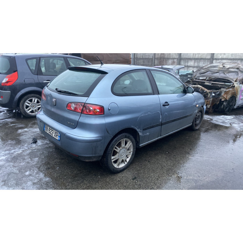 Calandre SEAT IBIZA 3 Photo n°7