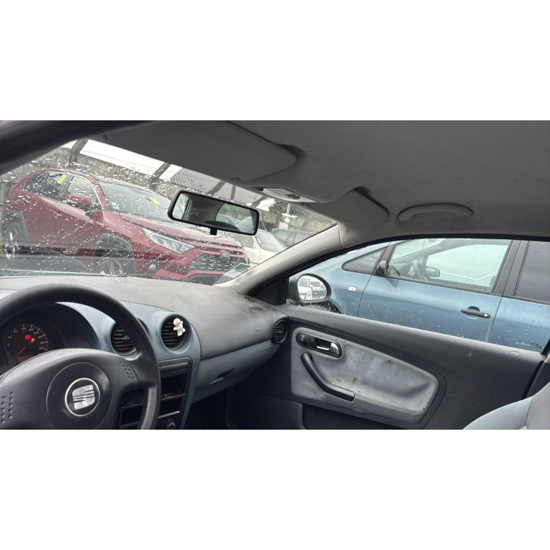 Calandre SEAT IBIZA 3 Photo n°15