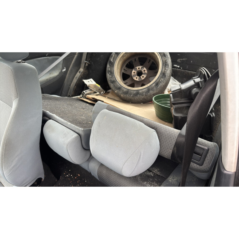 Vitre avant gauche SEAT IBIZA 3 Photo n°14