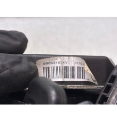 Ceinture arriere droit PEUGEOT 208 1