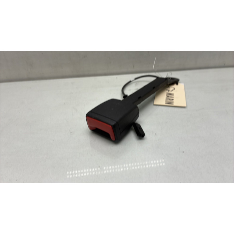 Attache ceinture avant gauche SEAT IBIZA 5 Photo n°4
