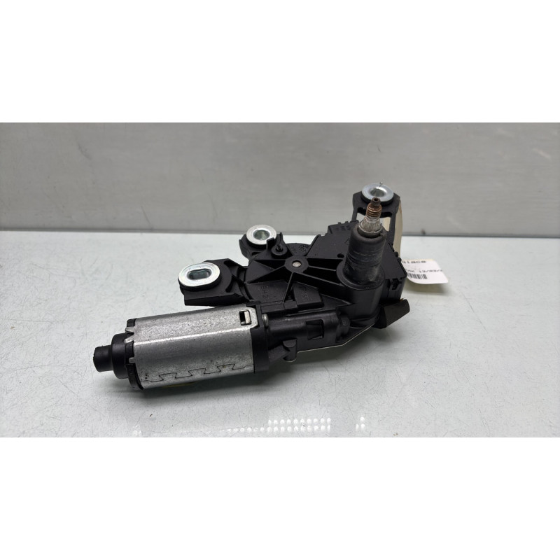 Moteur essuie glace arriere AUDI A4 2 Photo n°1