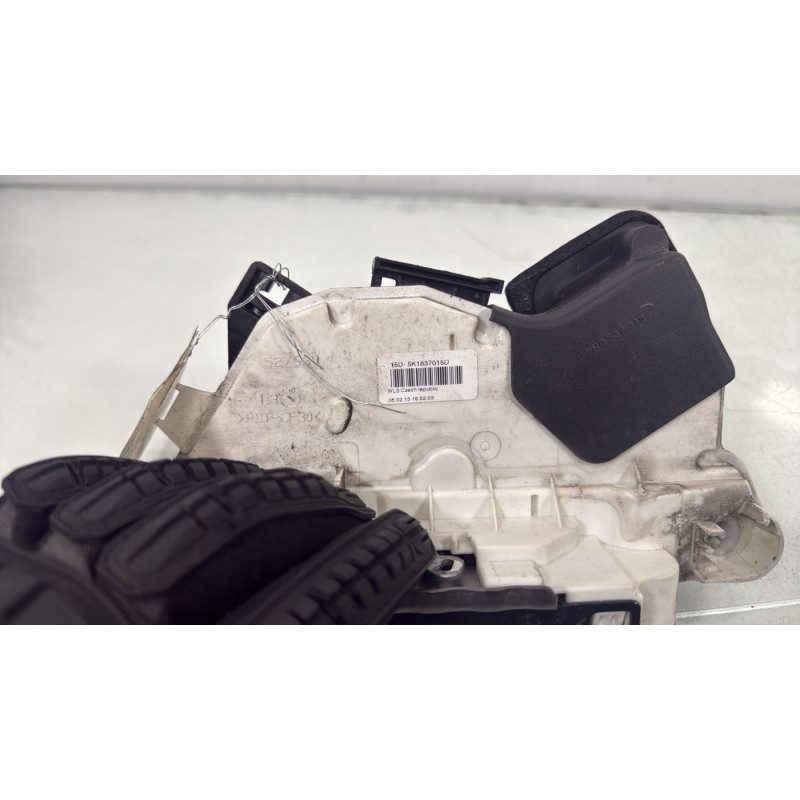 Serrure avant gauche VOLKSWAGEN POLO 5 Photo n°5