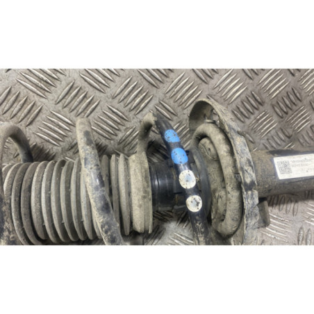 Amortisseur avant droit VOLKSWAGEN POLO 5