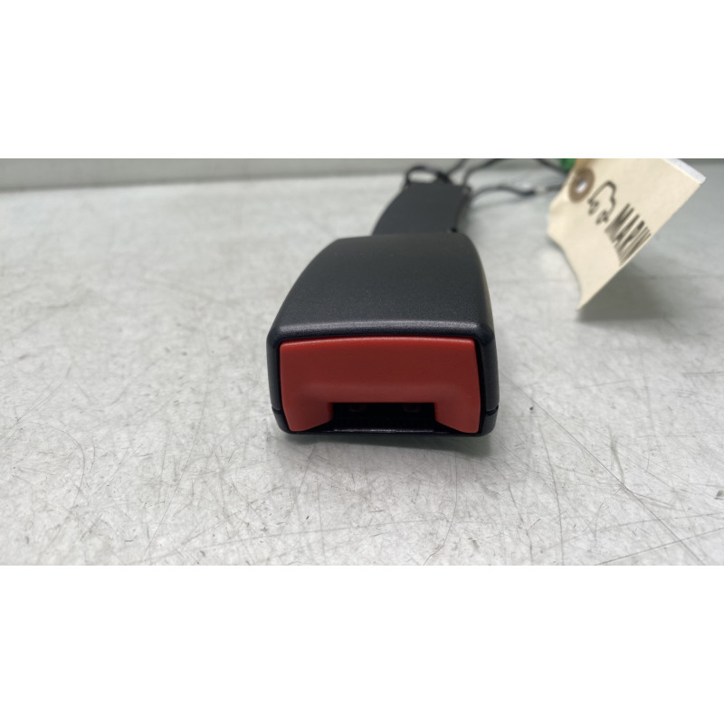 Attache ceinture avant droit VOLKSWAGEN POLO 5 Photo n°3