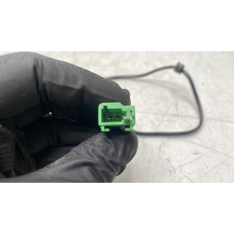 Attache ceinture avant droit VOLKSWAGEN POLO 5 Photo n°4
