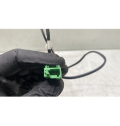 Attache ceinture avant gauche VOLKSWAGEN POLO 5