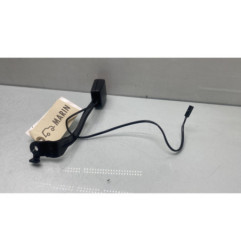 Attache ceinture avant droit VOLKSWAGEN TOURAN 2
