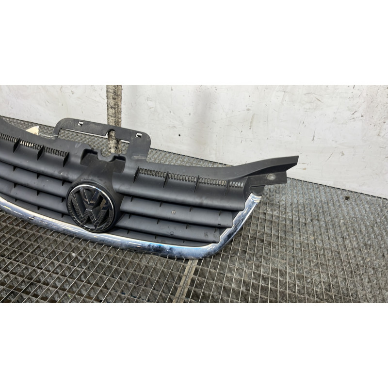 Calandre VOLKSWAGEN TOURAN 1 Photo n°2