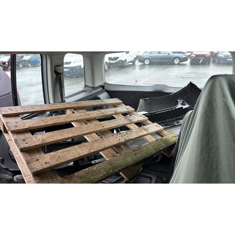 Calandre VOLKSWAGEN TOURAN 1 Photo n°16
