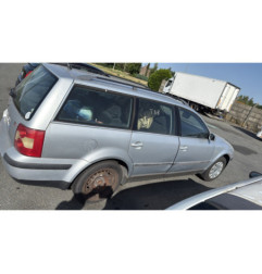 Serrure avant droit VOLKSWAGEN PASSAT 4