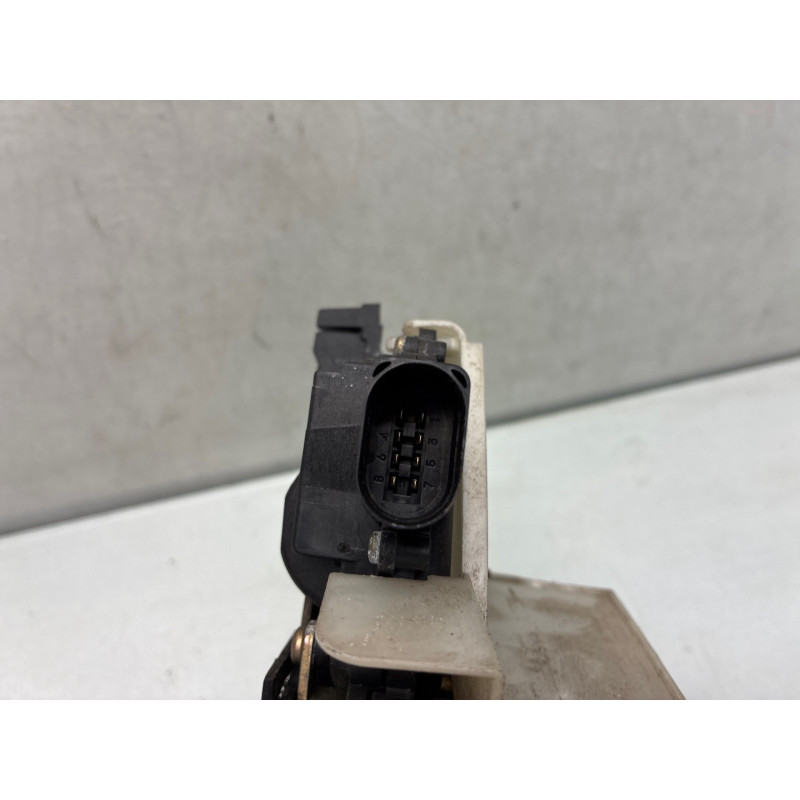 Serrure avant gauche VOLKSWAGEN PASSAT 4 Photo n°3
