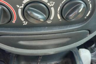 Serrure avant droit RENAULT MEGANE 1
