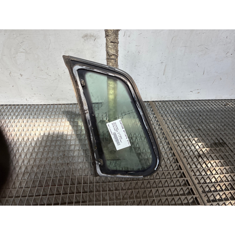 Custode arriere droit VOLKSWAGEN POLO 4 Photo n°2