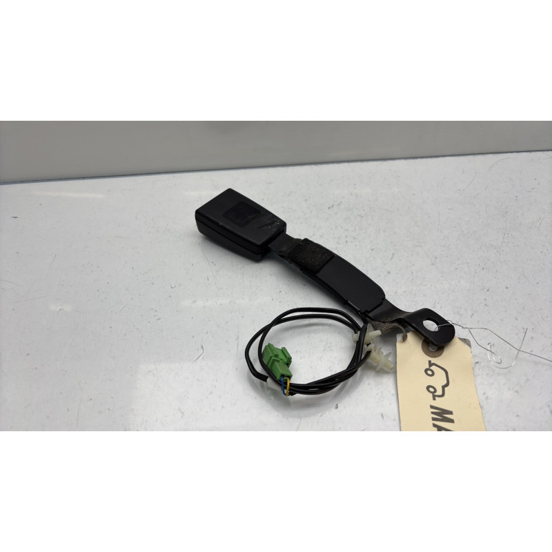 Attache ceinture avant gauche VOLKSWAGEN POLO 5 Photo n°6