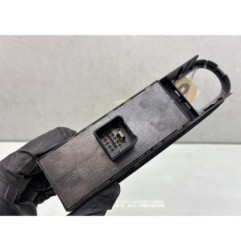 Interrupteur de leve vitre avant gauche VOLKSWAGEN GOLF 6