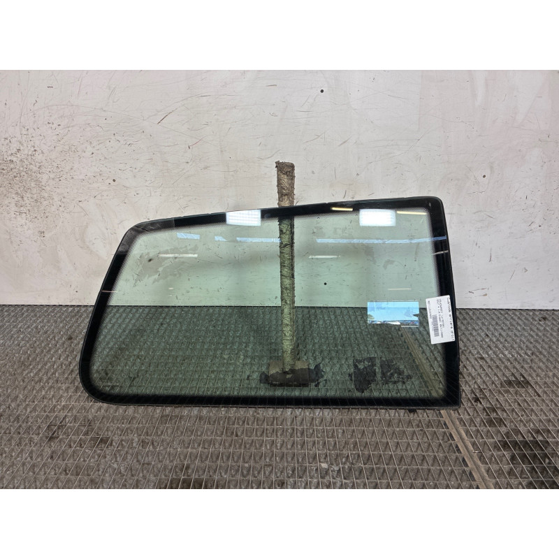 Custode arriere droit VOLKSWAGEN GOLF 4 Photo n°2