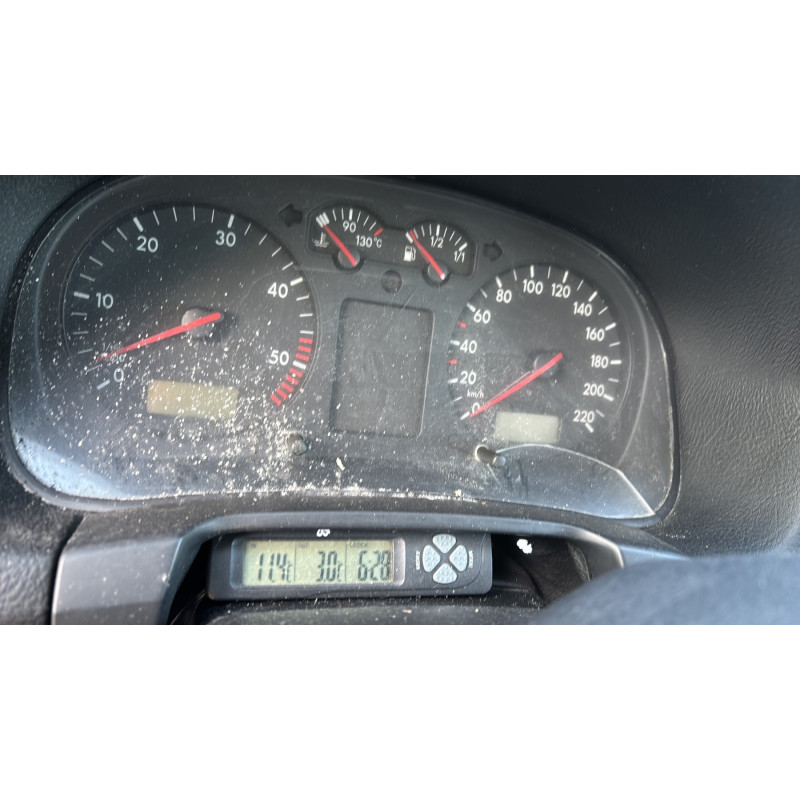 Custode arriere droit VOLKSWAGEN GOLF 4 Photo n°15