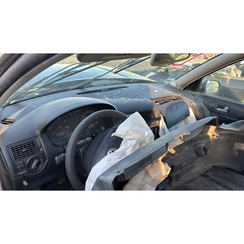 Custode arriere gauche VOLKSWAGEN GOLF 4 Photo n°13