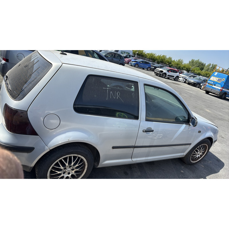 Moteur essuie glace avant VOLKSWAGEN GOLF 4 Photo n°17
