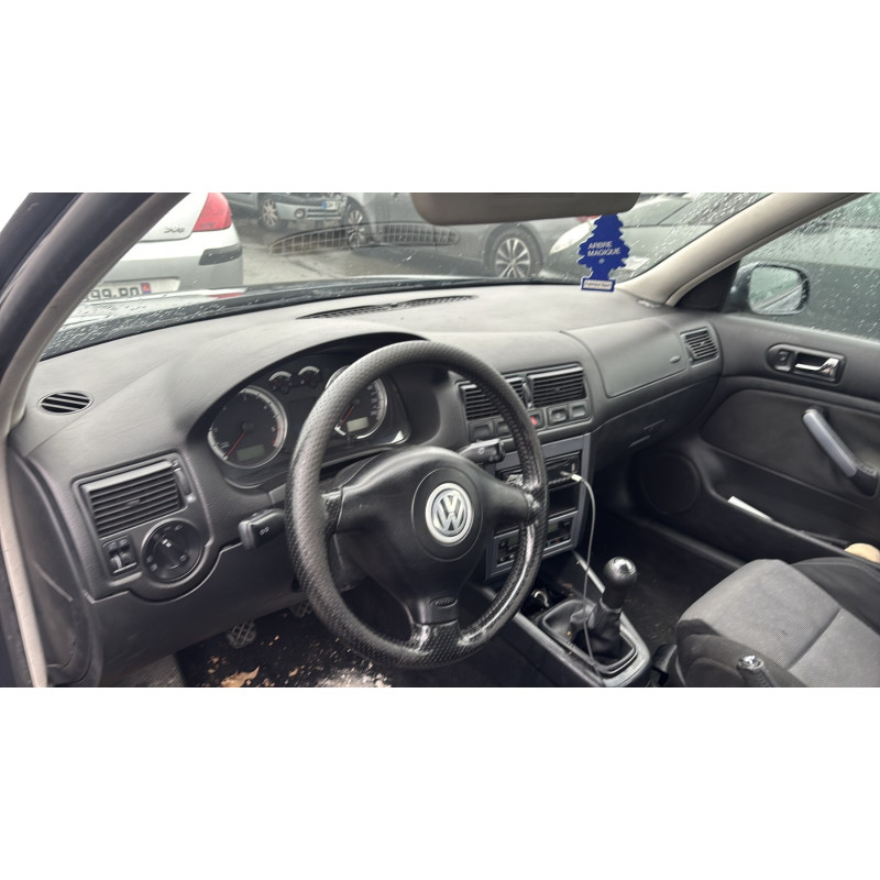 Calandre VOLKSWAGEN GOLF 4 Photo n°17
