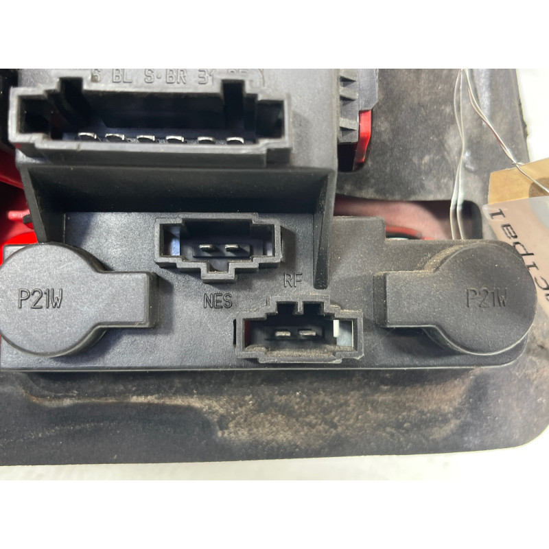 Feu arriere principal droit (feux) VOLKSWAGEN GOLF 4 Photo n°5