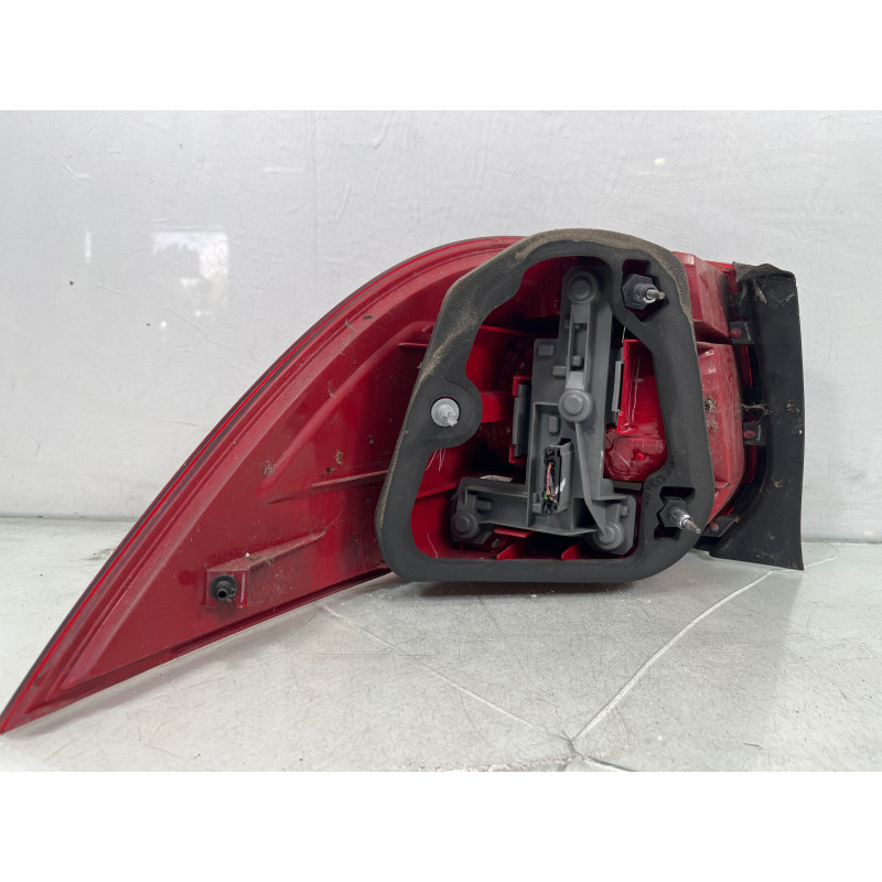 Feu arriere principal droit (feux) VOLKSWAGEN GOLF 5 Photo n°3