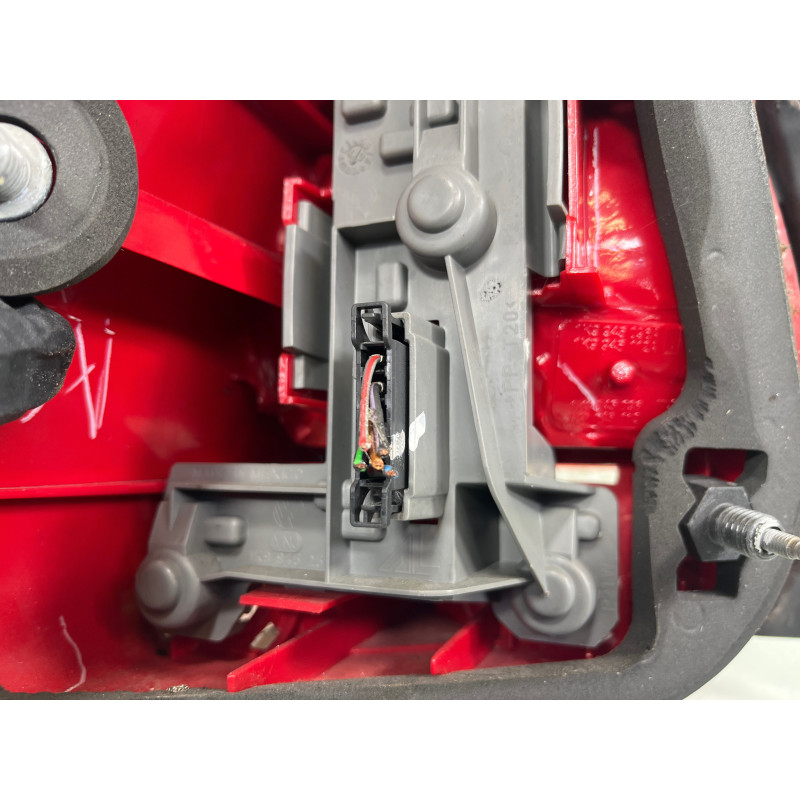 Feu arriere principal droit (feux) VOLKSWAGEN GOLF 5 Photo n°5